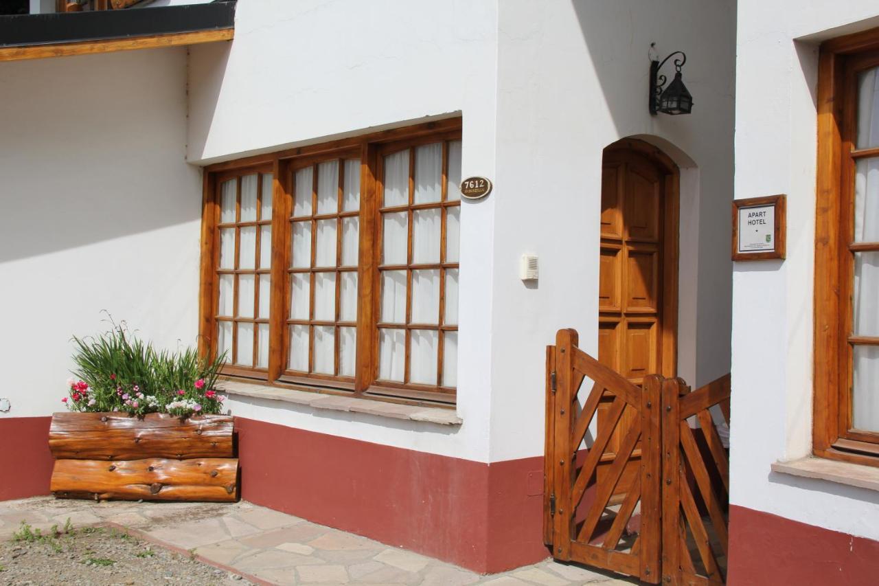 La Ponderosa Apart Hotel San Carlos de Bariloche Ngoại thất bức ảnh